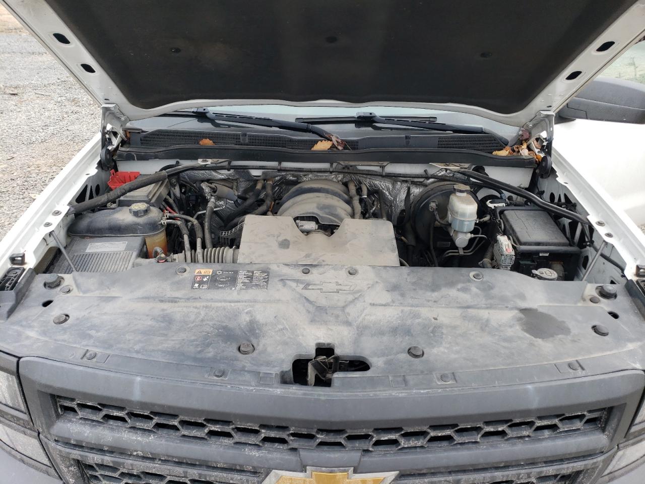 2015 Chevrolet Silverado - Image 11