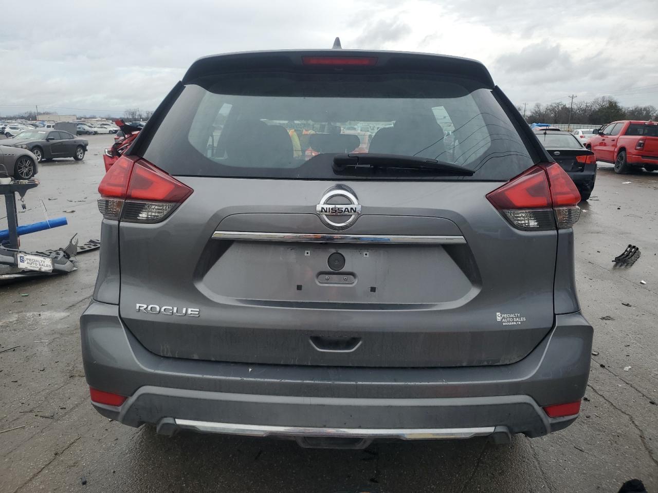 2017 Nissan Rogue - Image 6