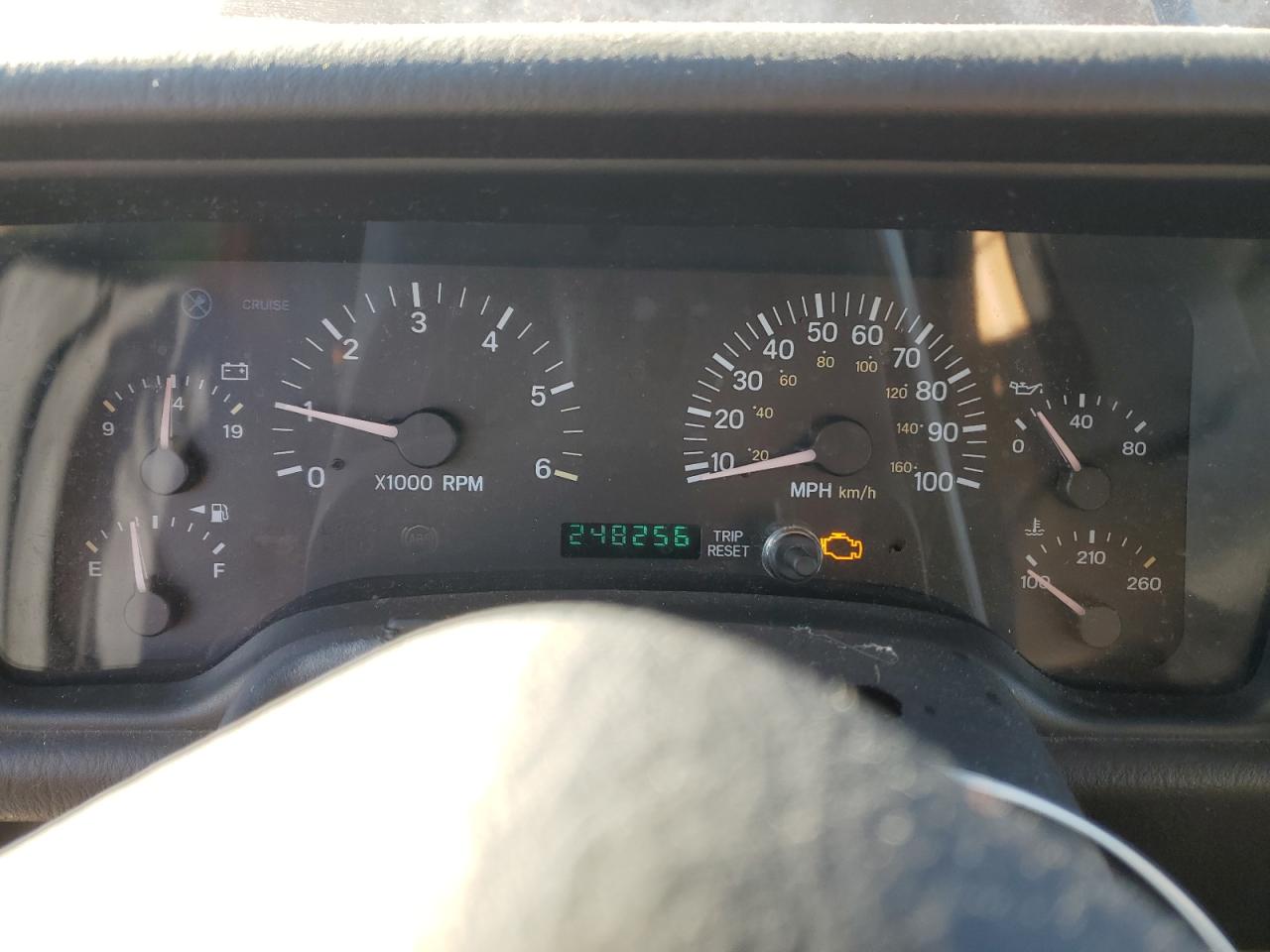 2000 Jeep Grand Cherokee - Image 9