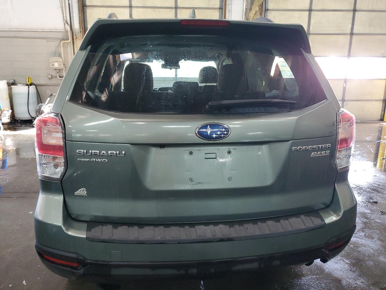 2017 Subaru Forester - Image 6