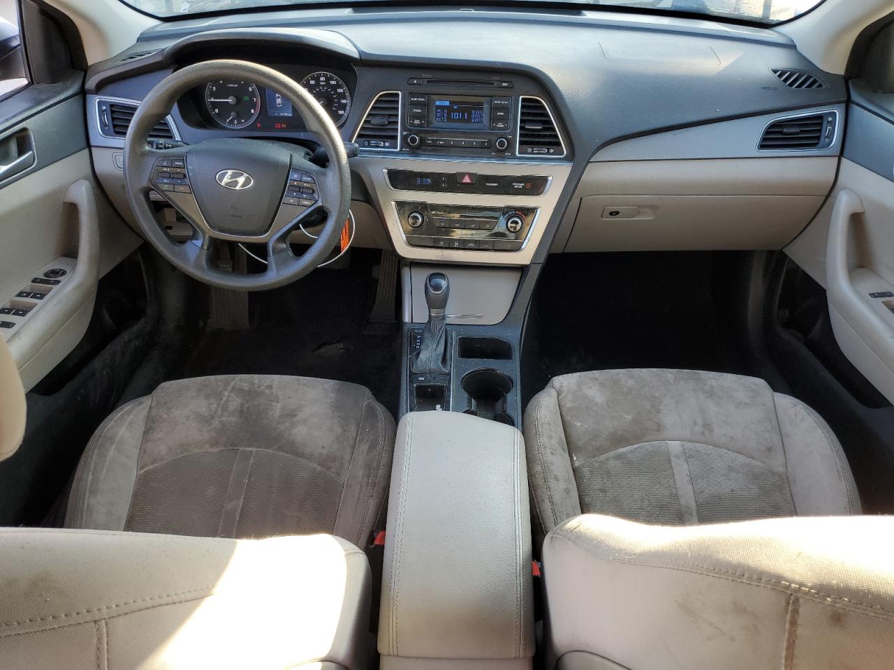 2015 Hyundai Sonata - Image 8