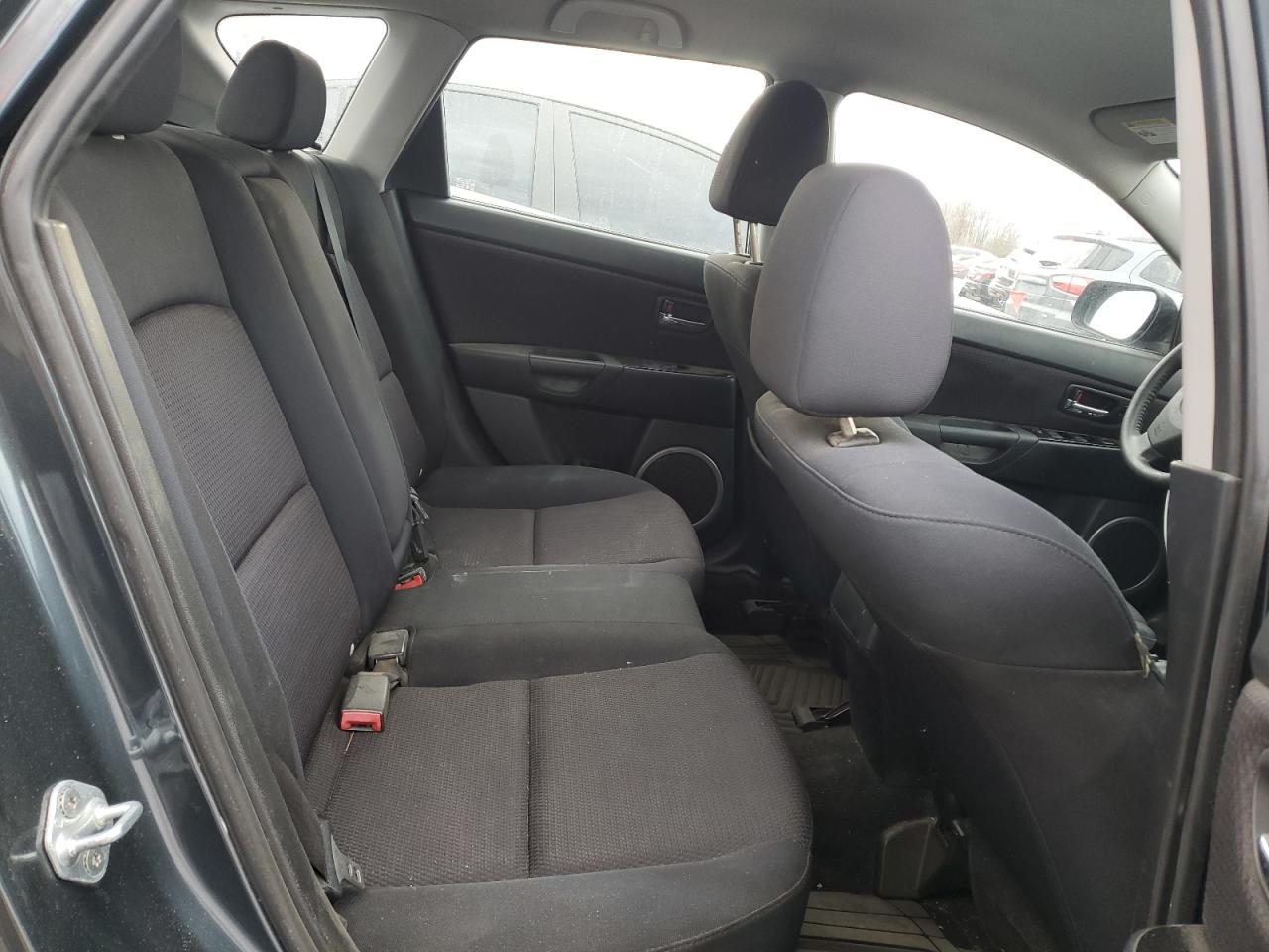 2009 Mazda 3 - Image 10
