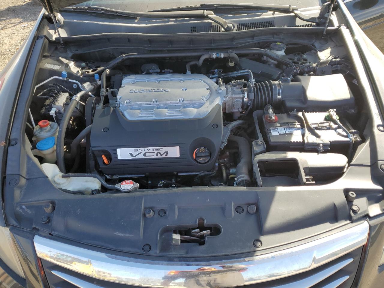 2011 Honda Accord - Image 11