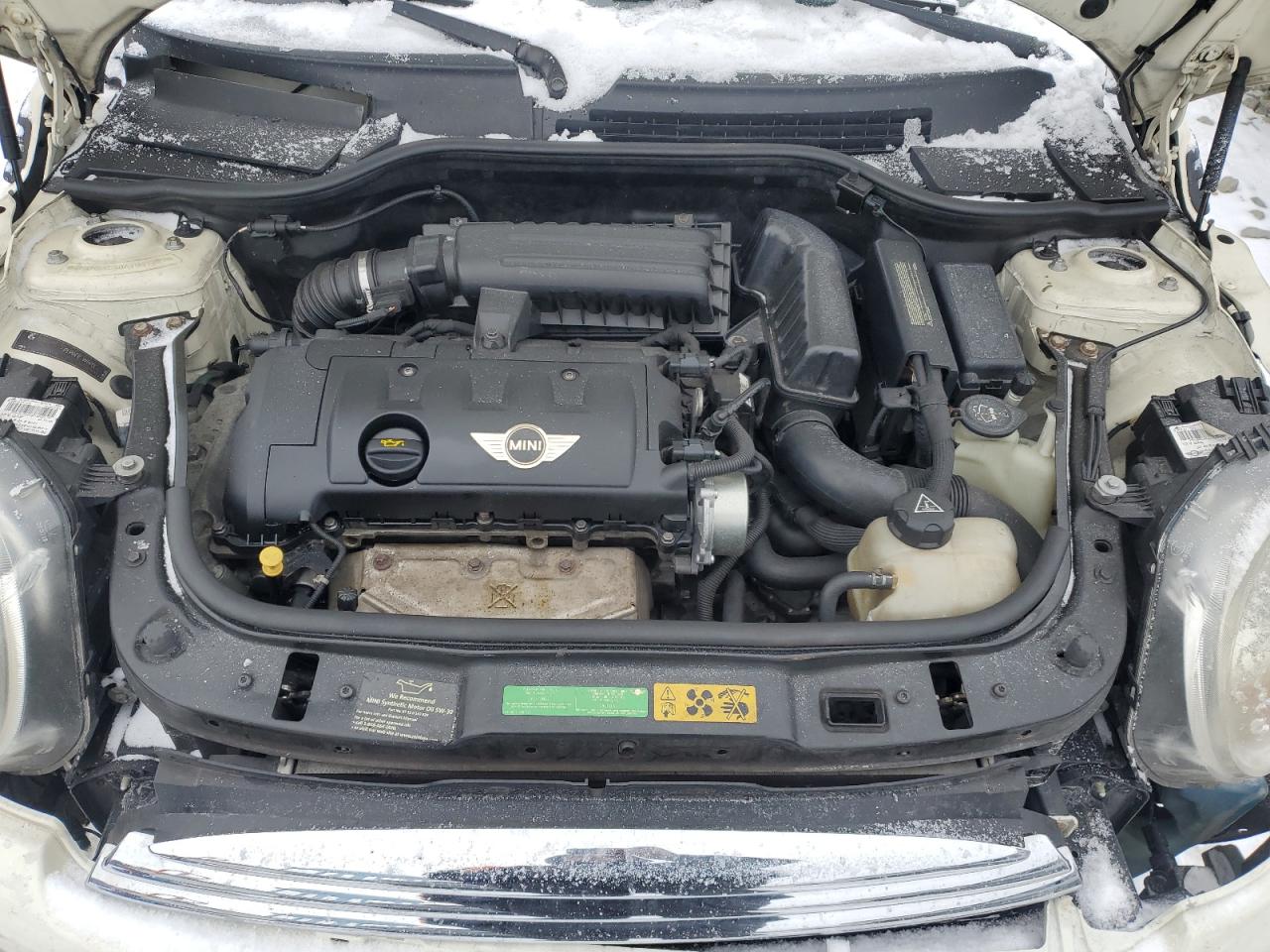 2010 MINI Cooper - Image 11