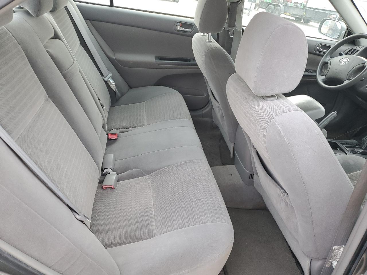 2006 Toyota Camry - Image 10