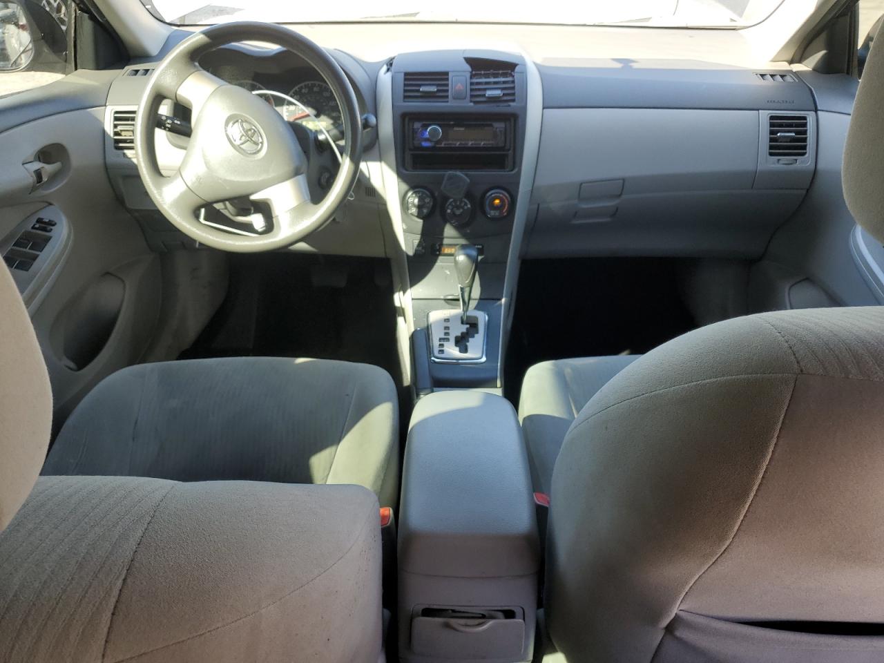 2010 Toyota Corolla - Image 8