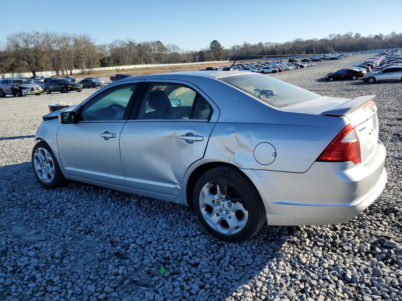 2011 Ford Fusion - Image 2