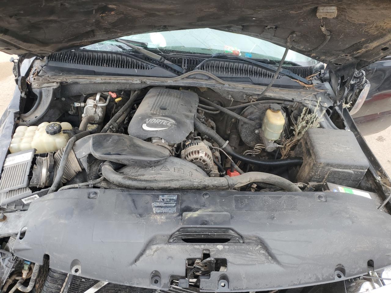 2002 Chevrolet Silverado - Image 13