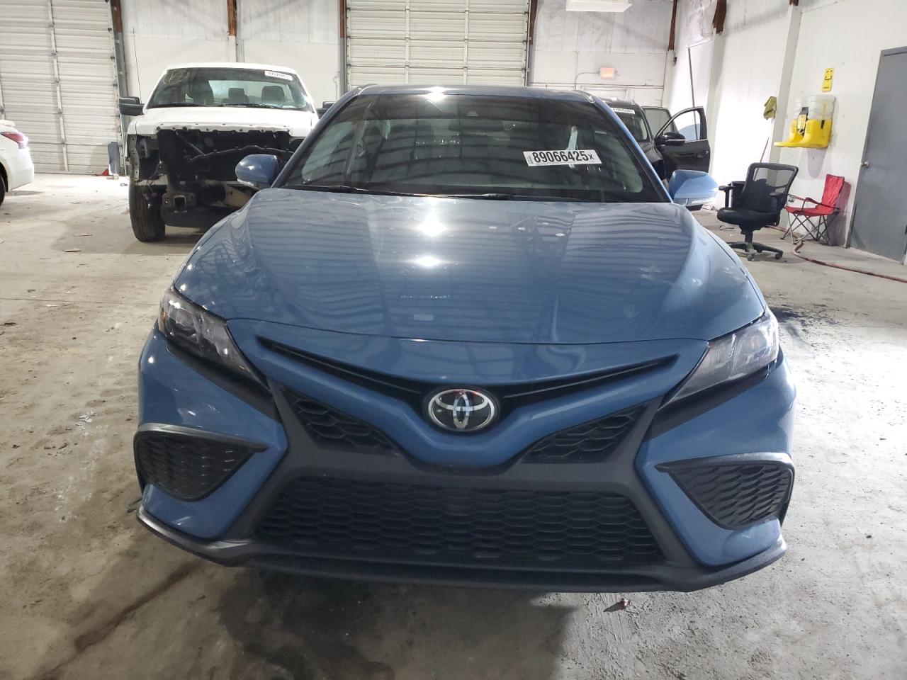 2023 Toyota Camry - Image 5