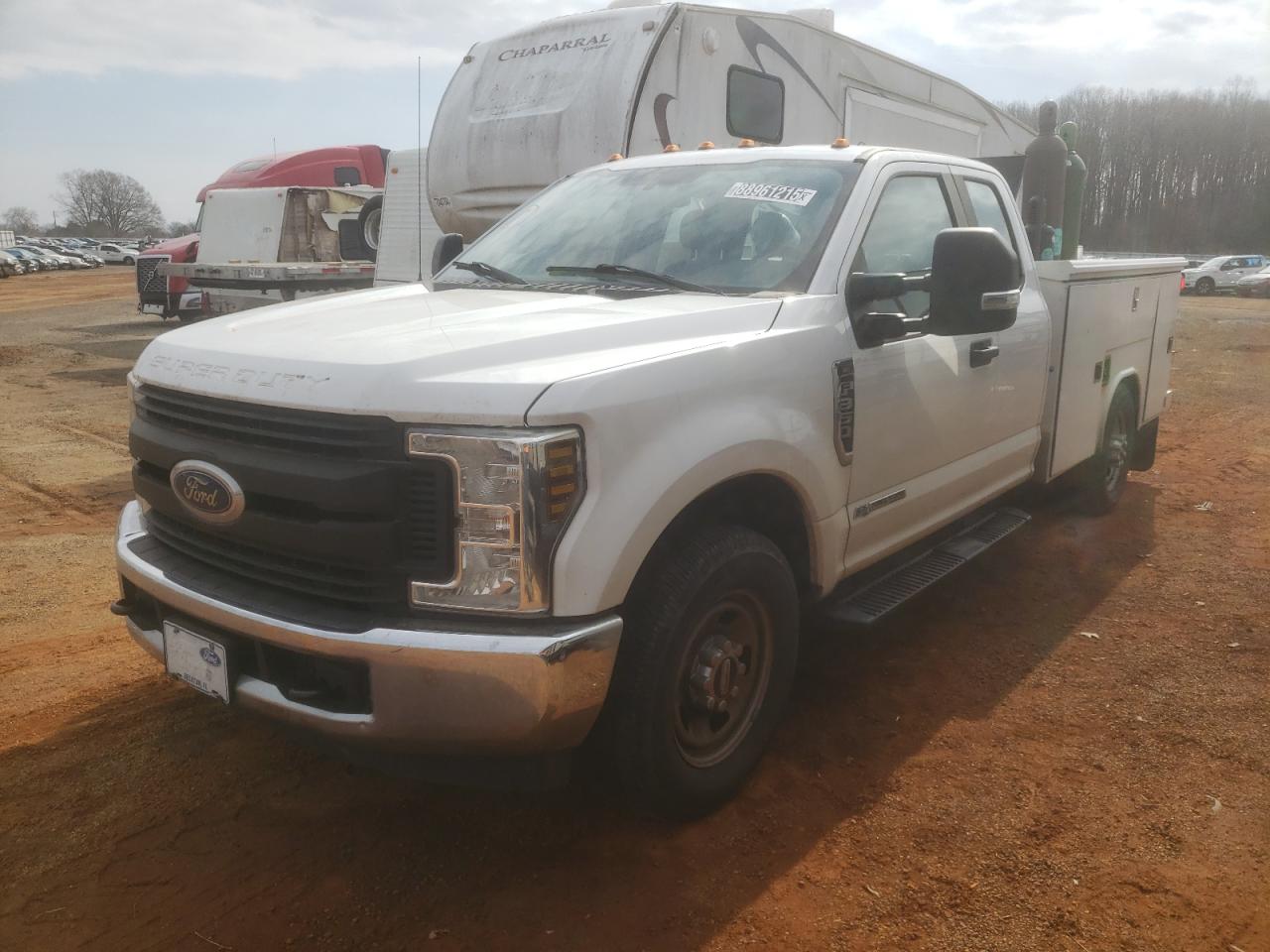 2018 Ford F350 - Image 2