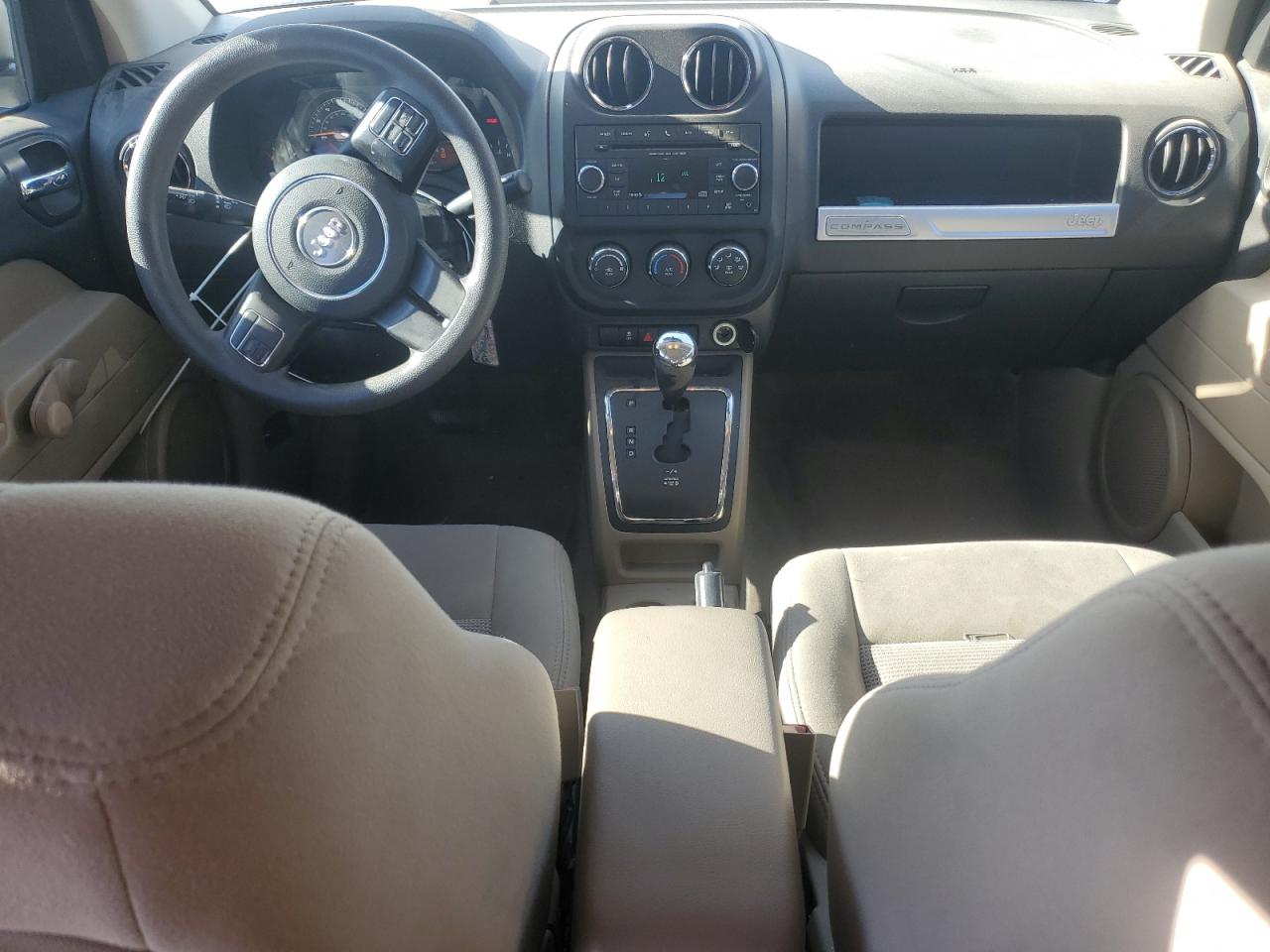 2014 Jeep Compass - Image 8