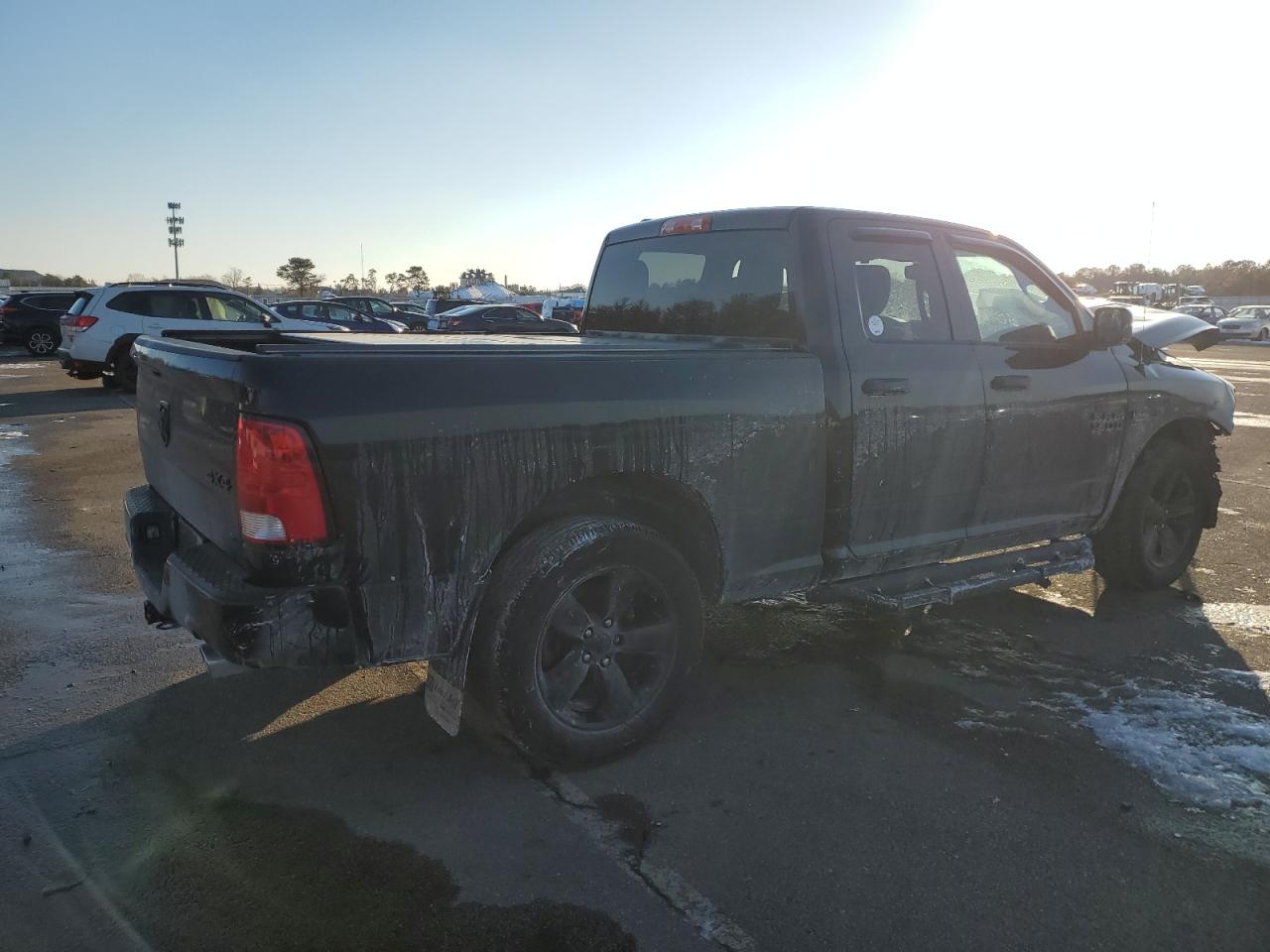 2016 RAM 1500 - Image 3