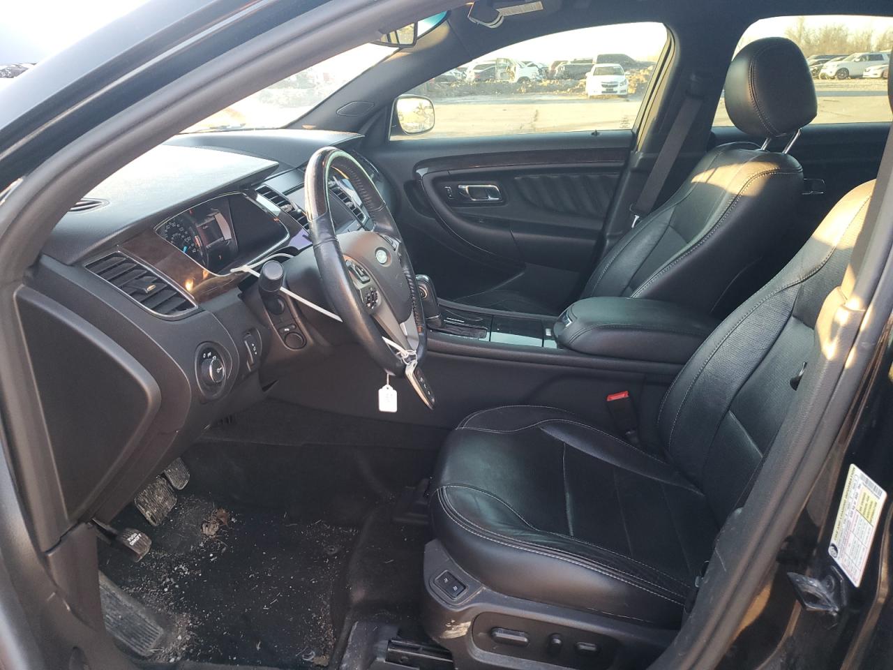 2014 Ford Taurus - Image 7