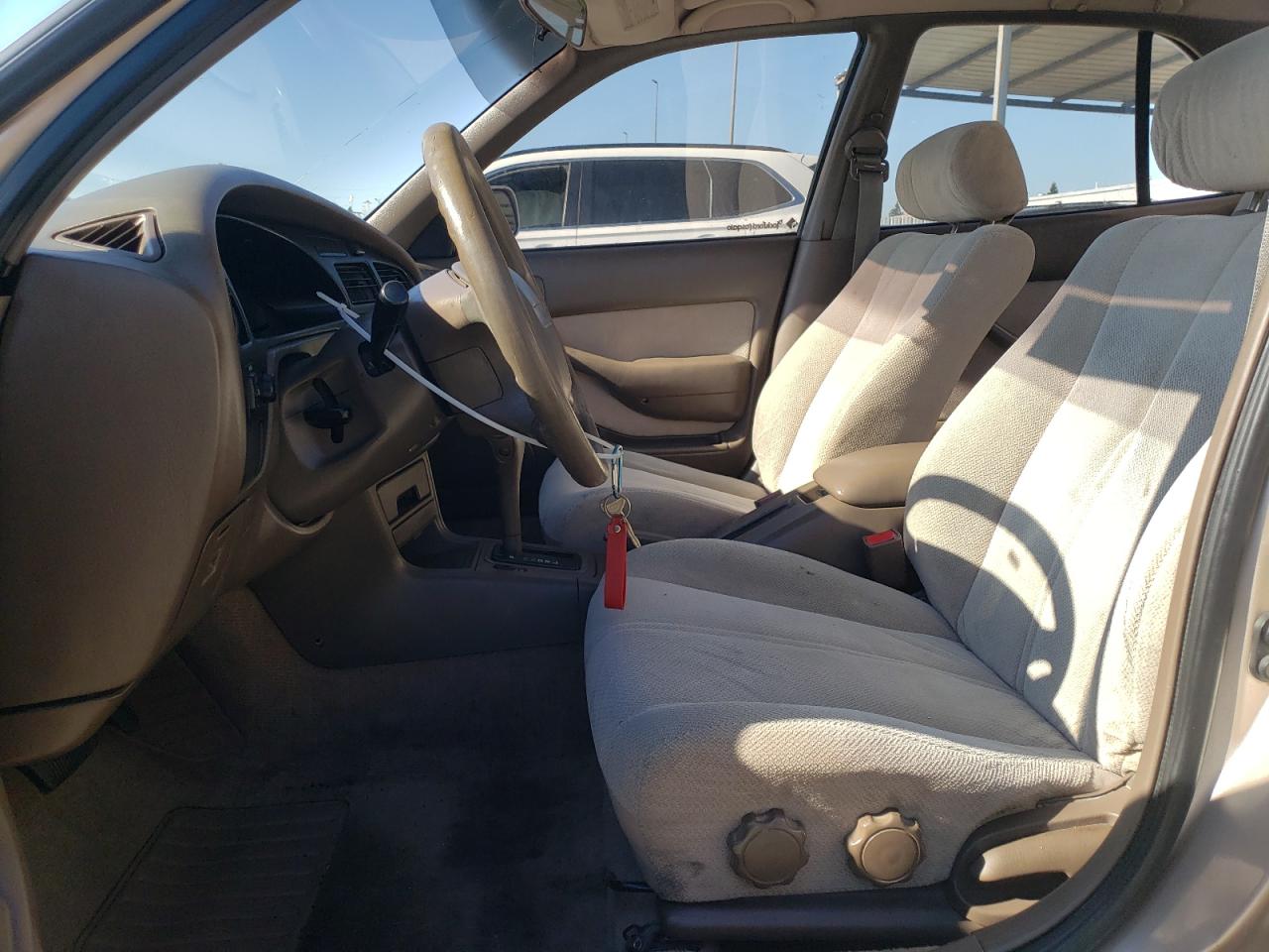 1995 Toyota Camry - Image 7