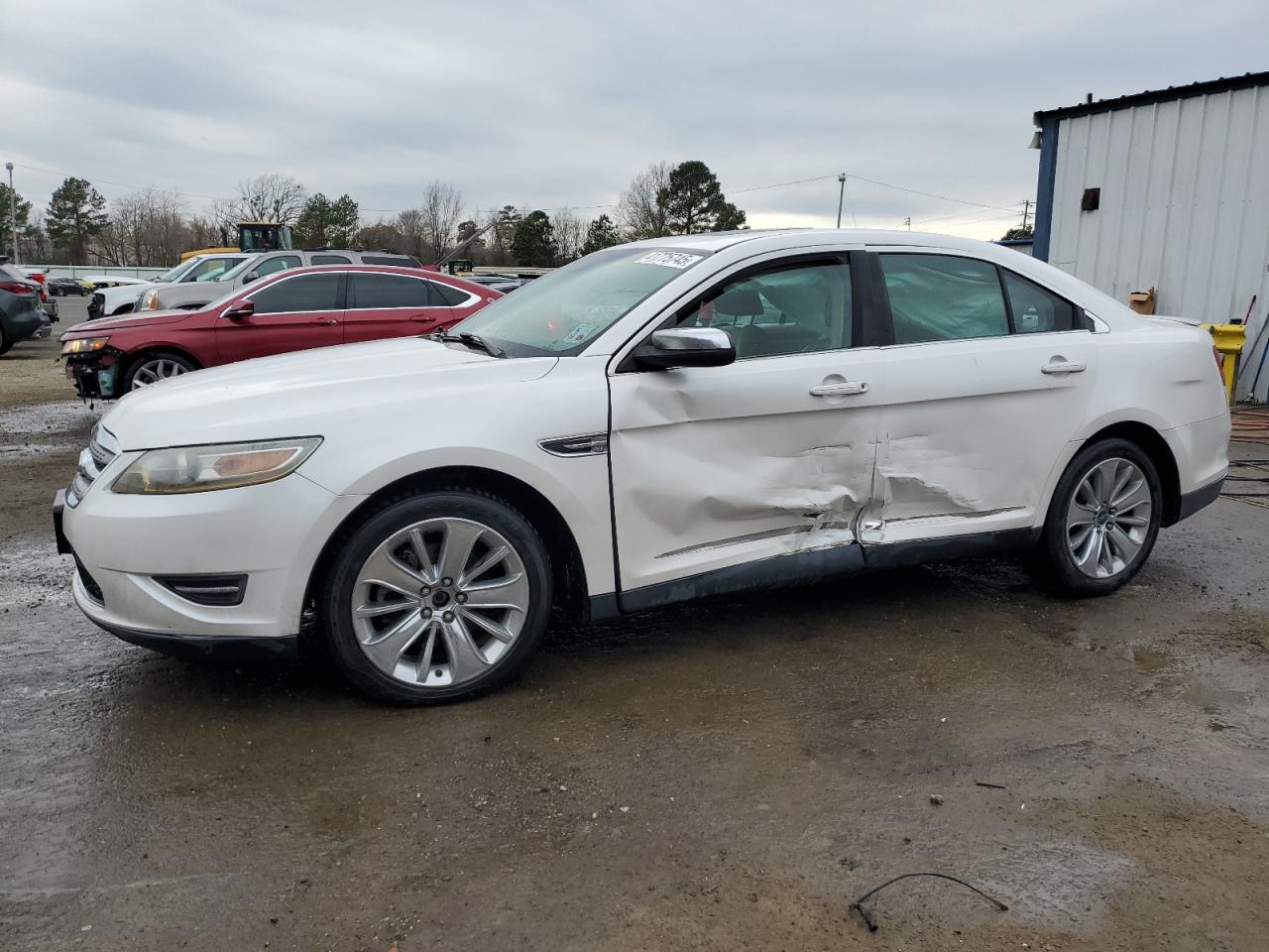 2012 Ford Taurus - Image 1