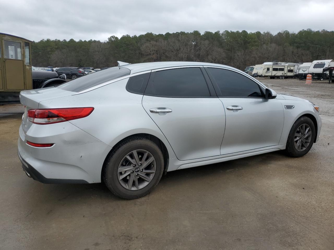 2020 Kia Optima - Image 3