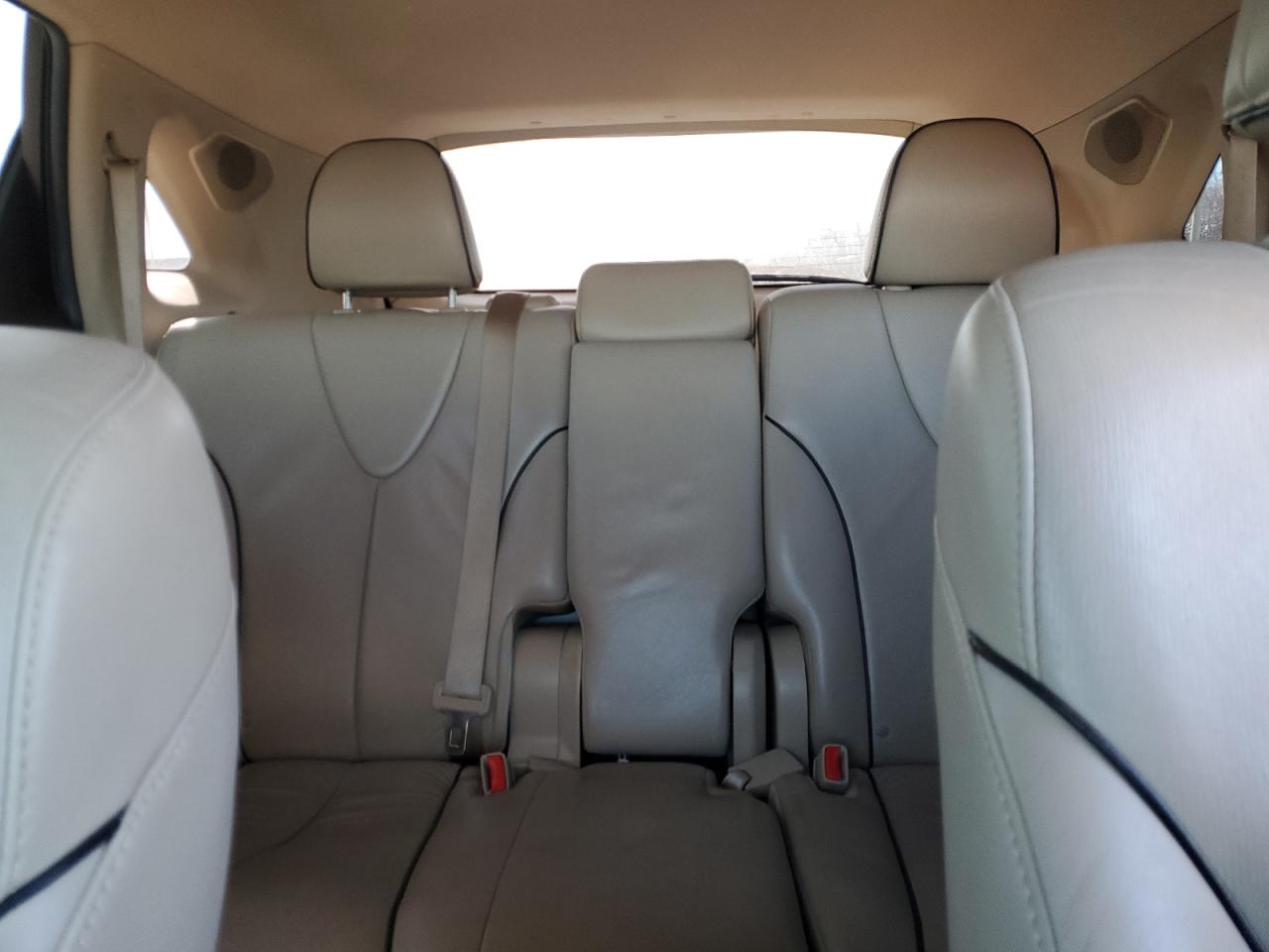 2013 Toyota Venza - Image 10