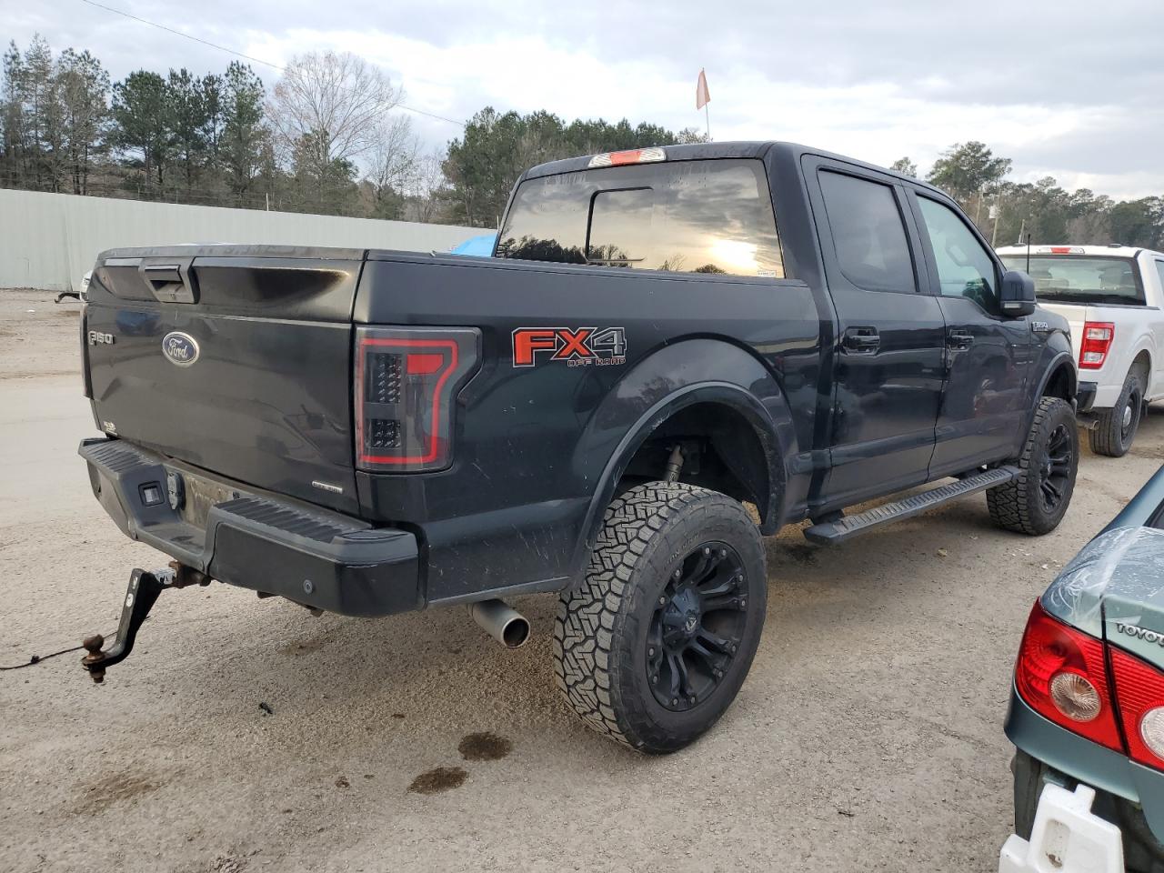 2016 Ford F-150 - Image 3