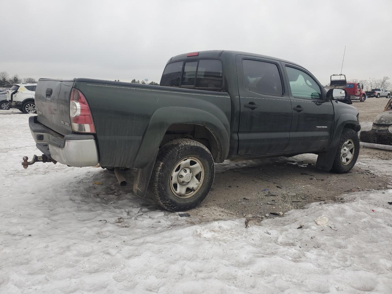2013 Toyota Tacoma - Image 3