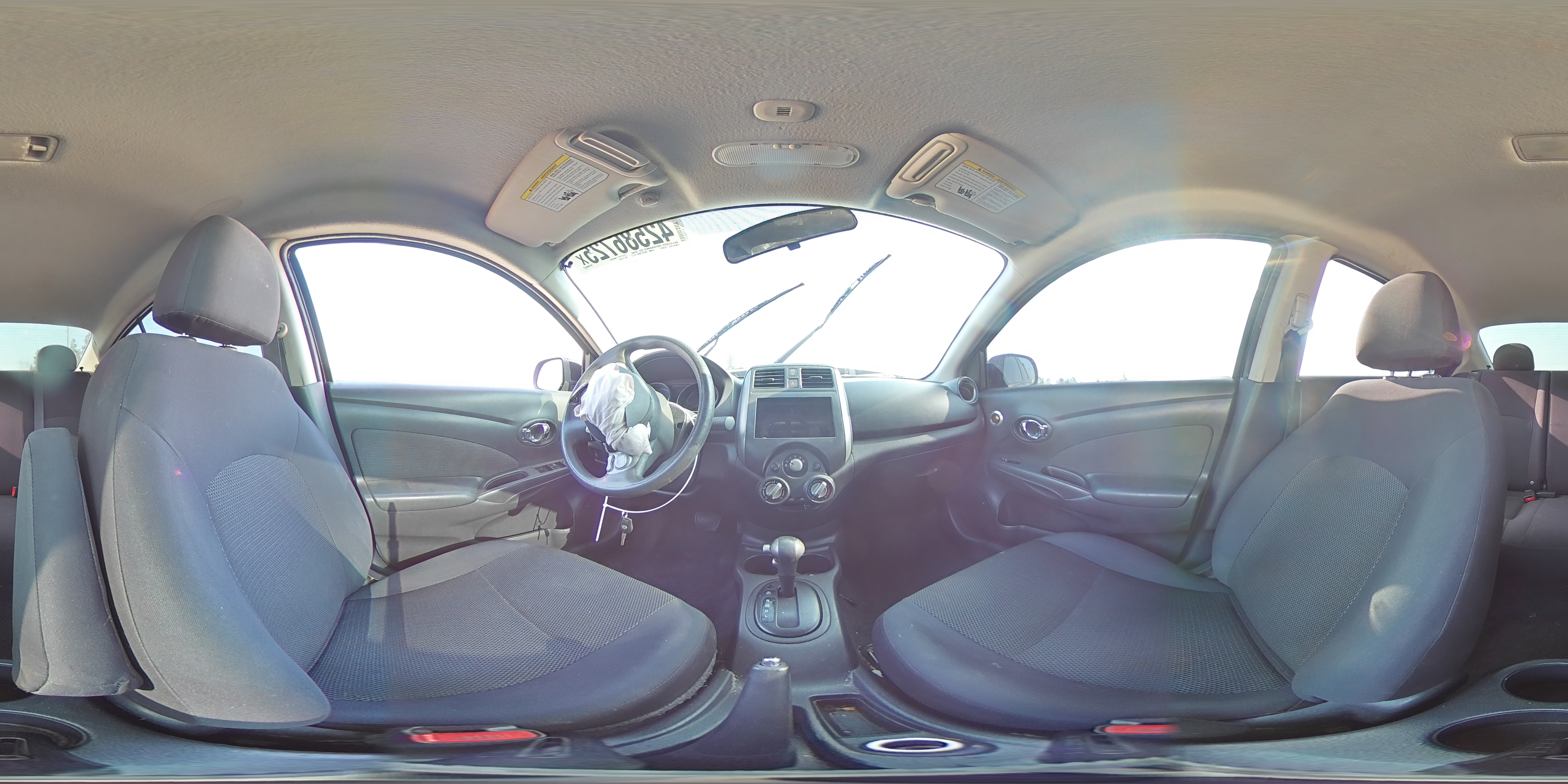 2013 Nissan Versa - Image 12