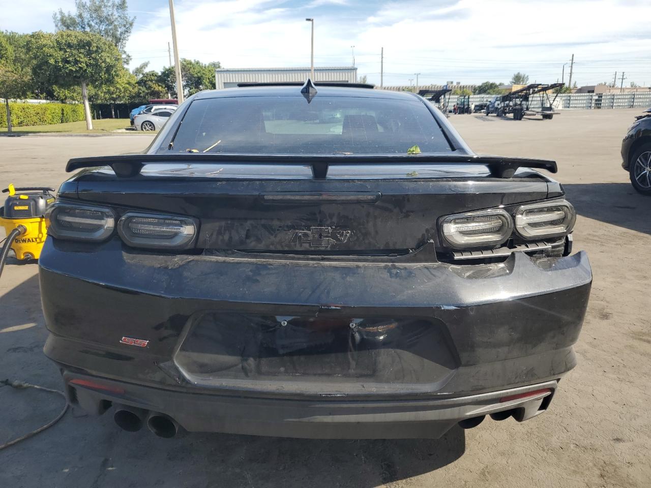 2021 Chevrolet Camaro - Image 6