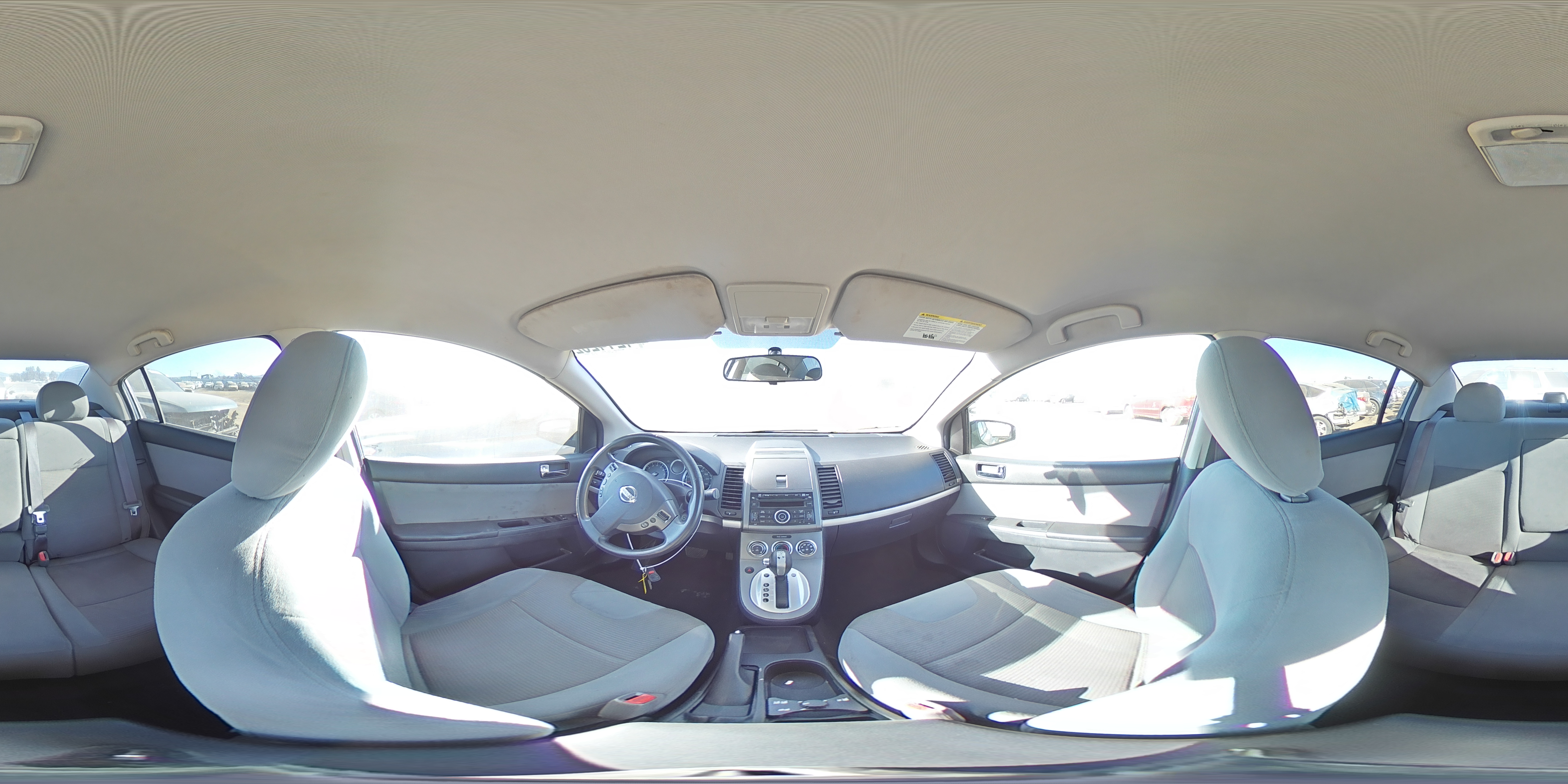 2010 Nissan Sentra - Image 12