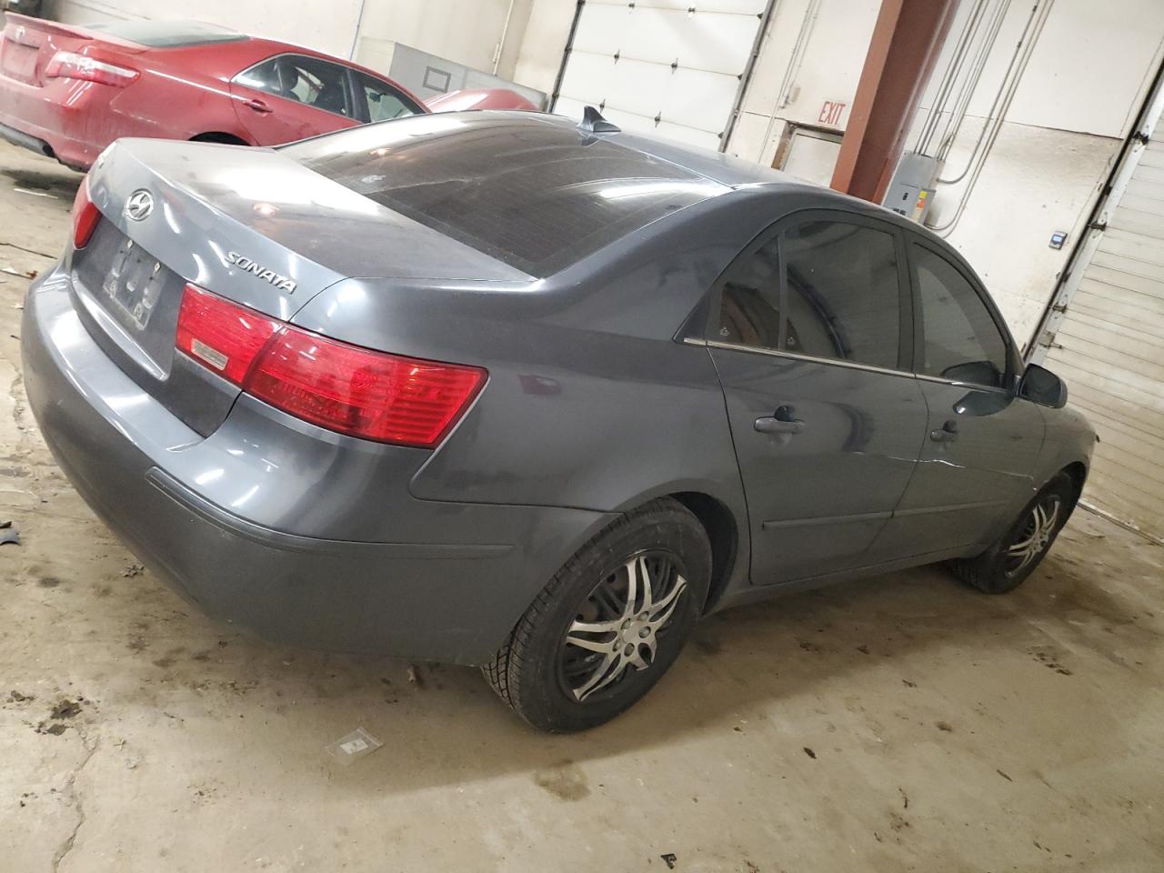 2009 Hyundai Sonata - Image 3