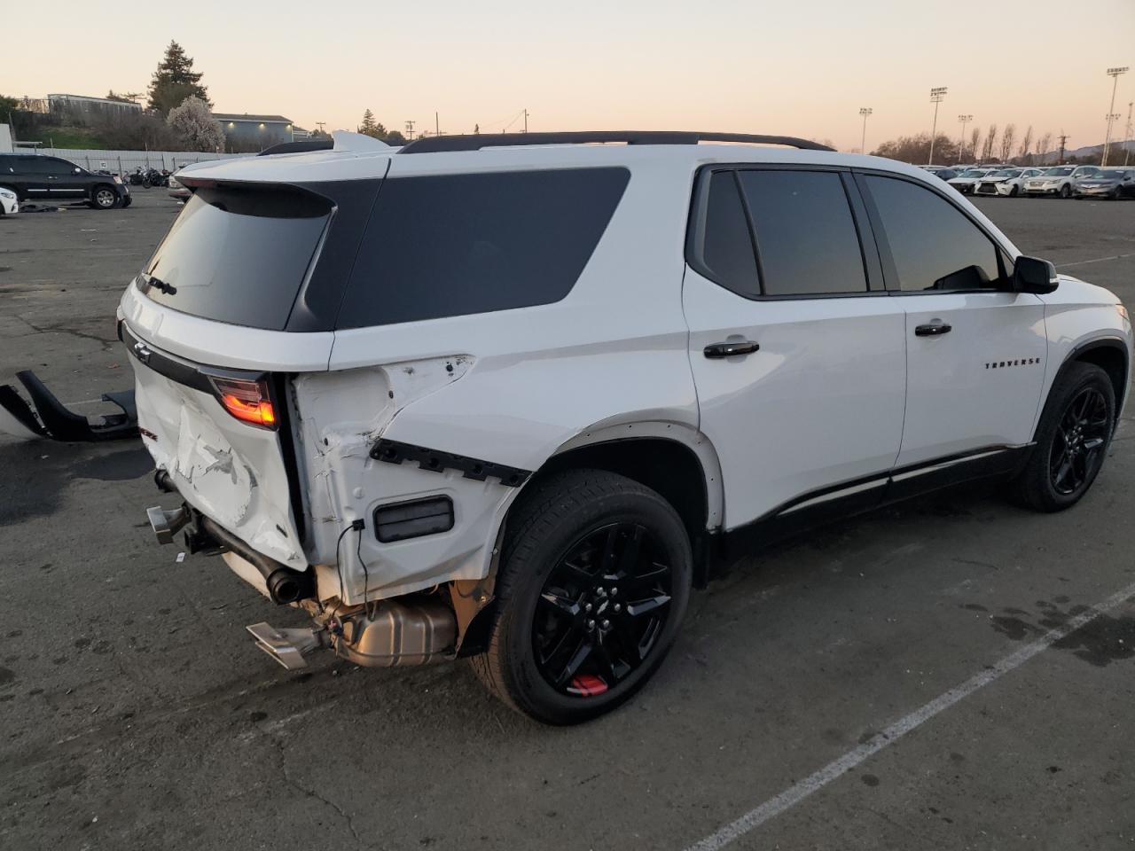 2021 Chevrolet Traverse - Image 3