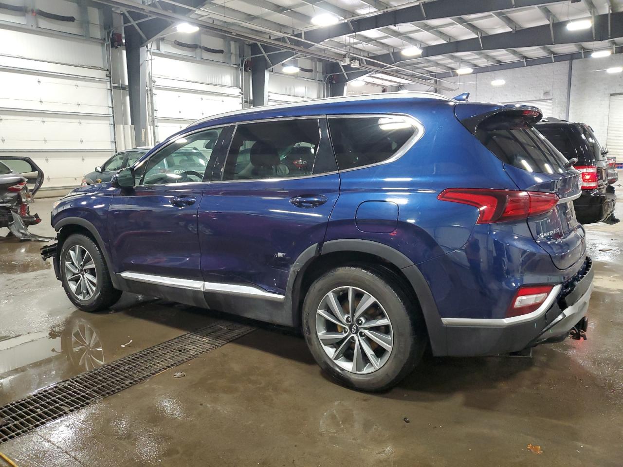 2019 Hyundai Santa Fe - Image 2