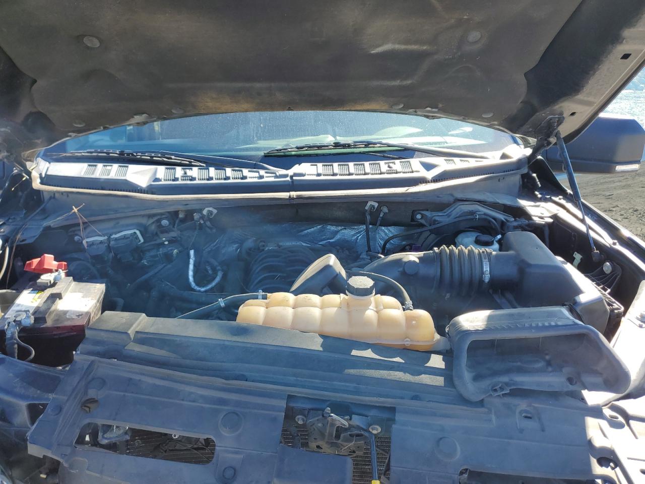2015 Ford F-150 - Image 11