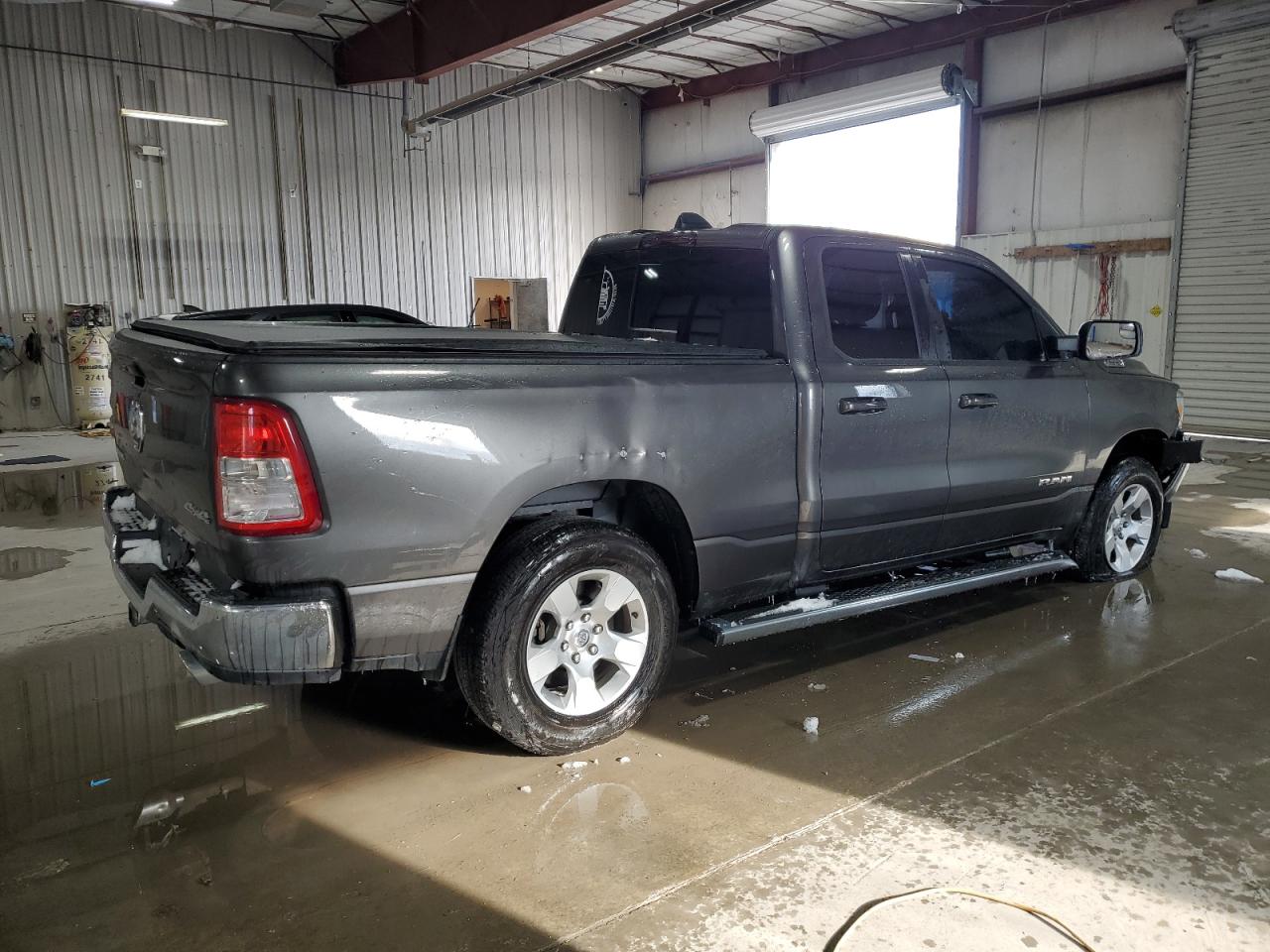 2021 RAM 1500 - Image 3