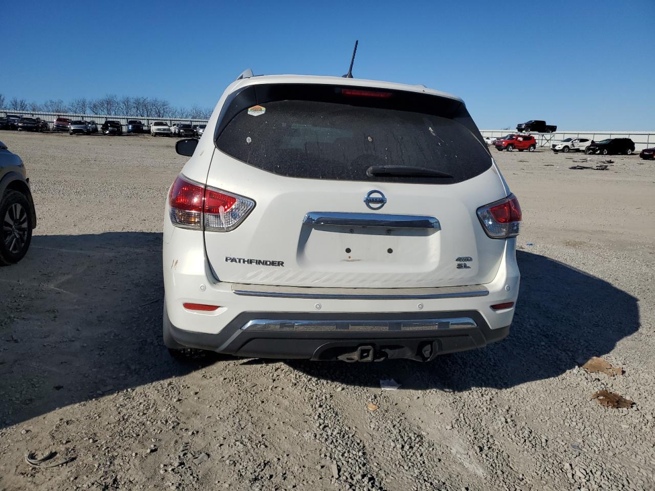 2014 Nissan Pathfinder - Image 6