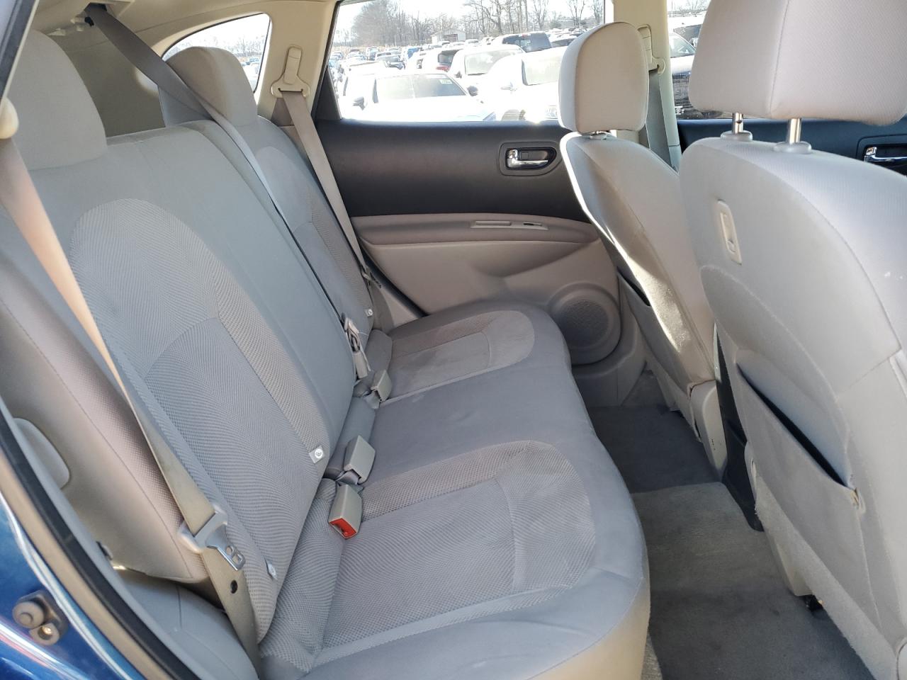 2011 Nissan Rogue - Image 10