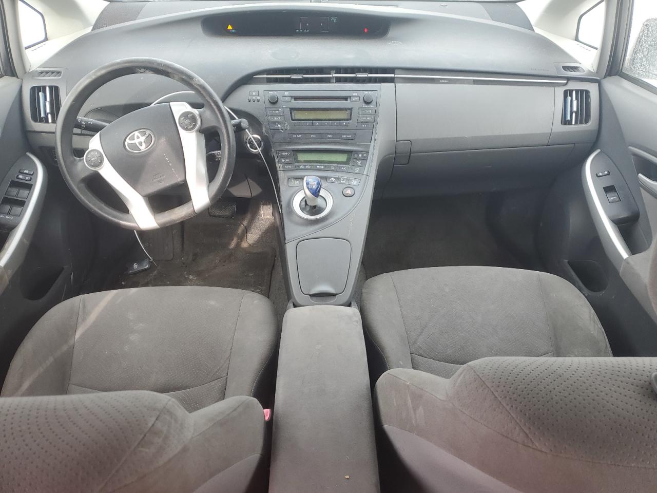 2011 Toyota Prius - Image 8
