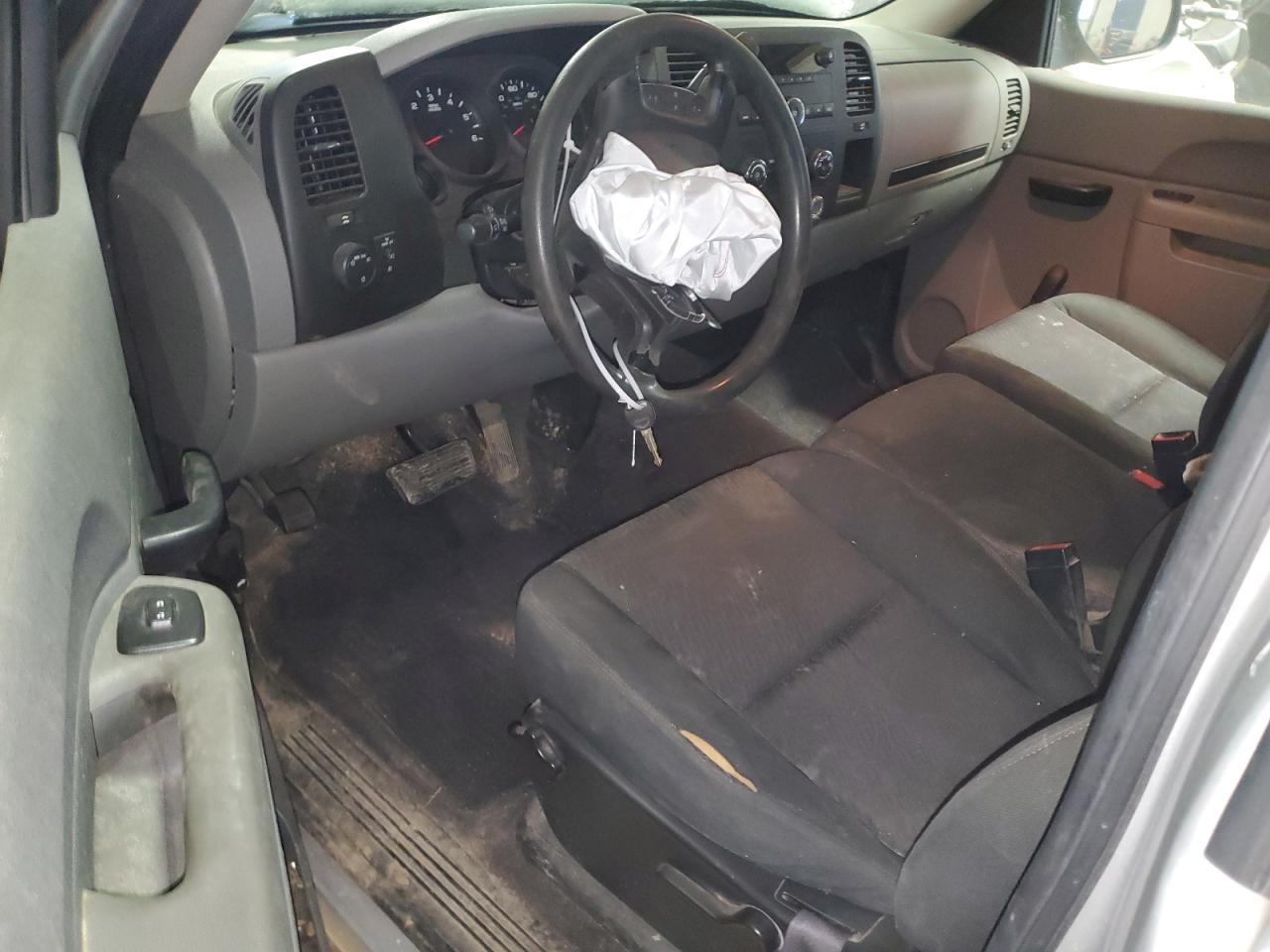 2013 GMC Sierra - Image 8