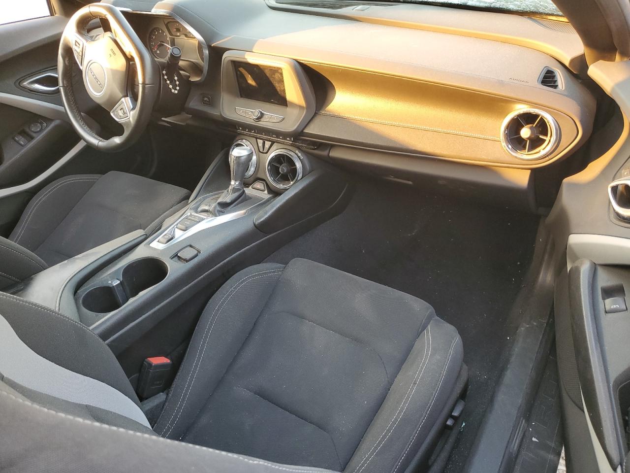 2021 Chevrolet Camaro - Image 8