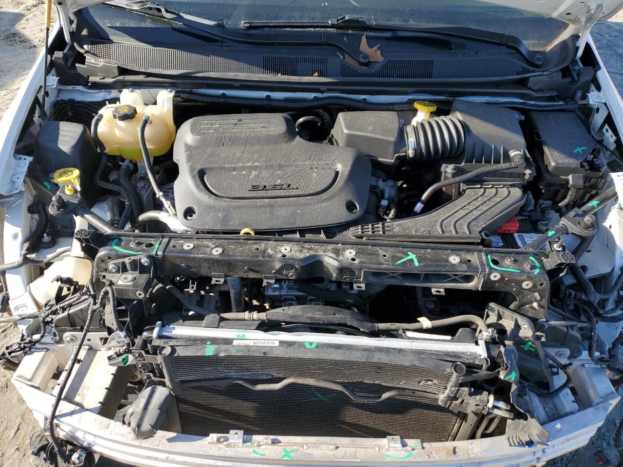 2019 Chrysler Pacifica - Image 14