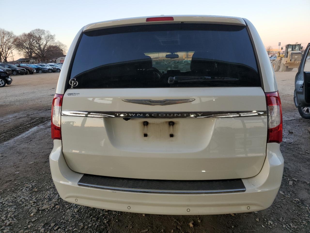 2012 Chrysler Town & Country - Image 6