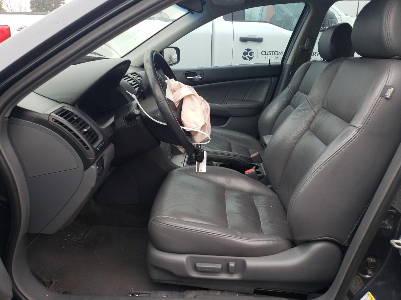 2007 Honda Accord - Image 7
