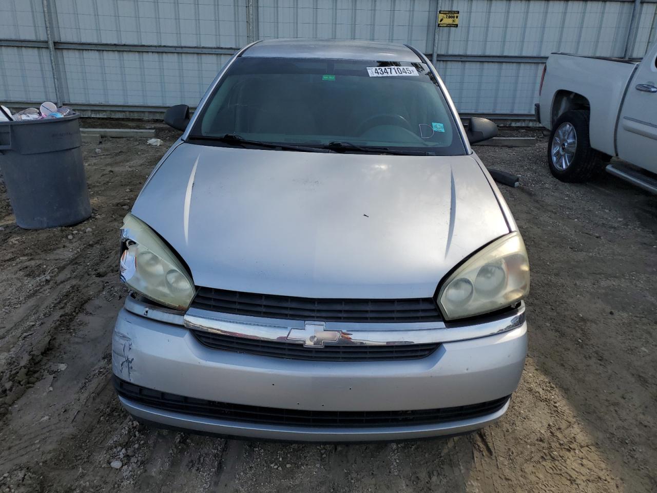 2004 Chevrolet Malibu - Image 5