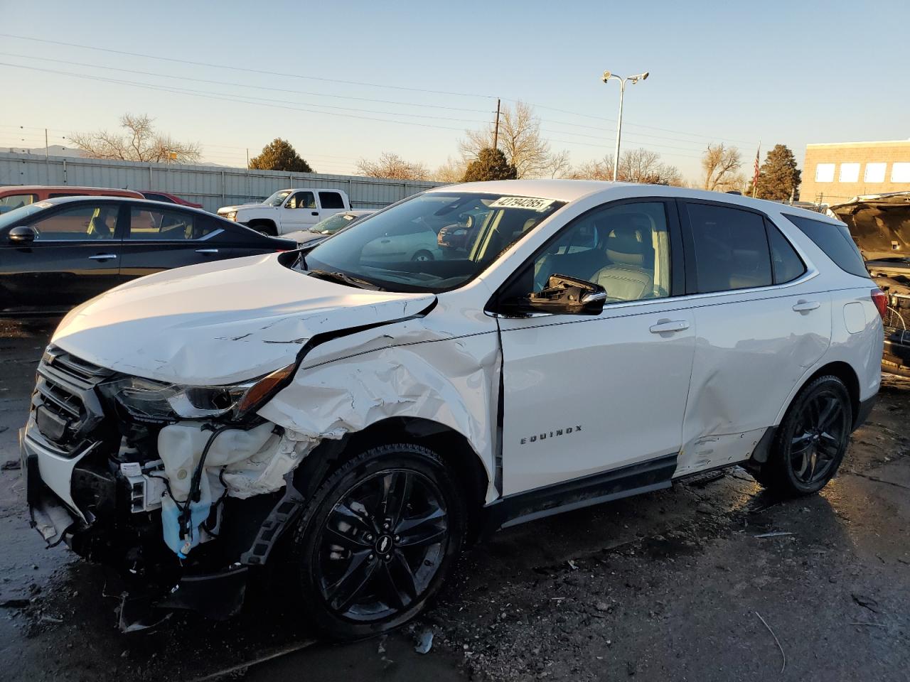 2020 Chevrolet Equinox - Image 1