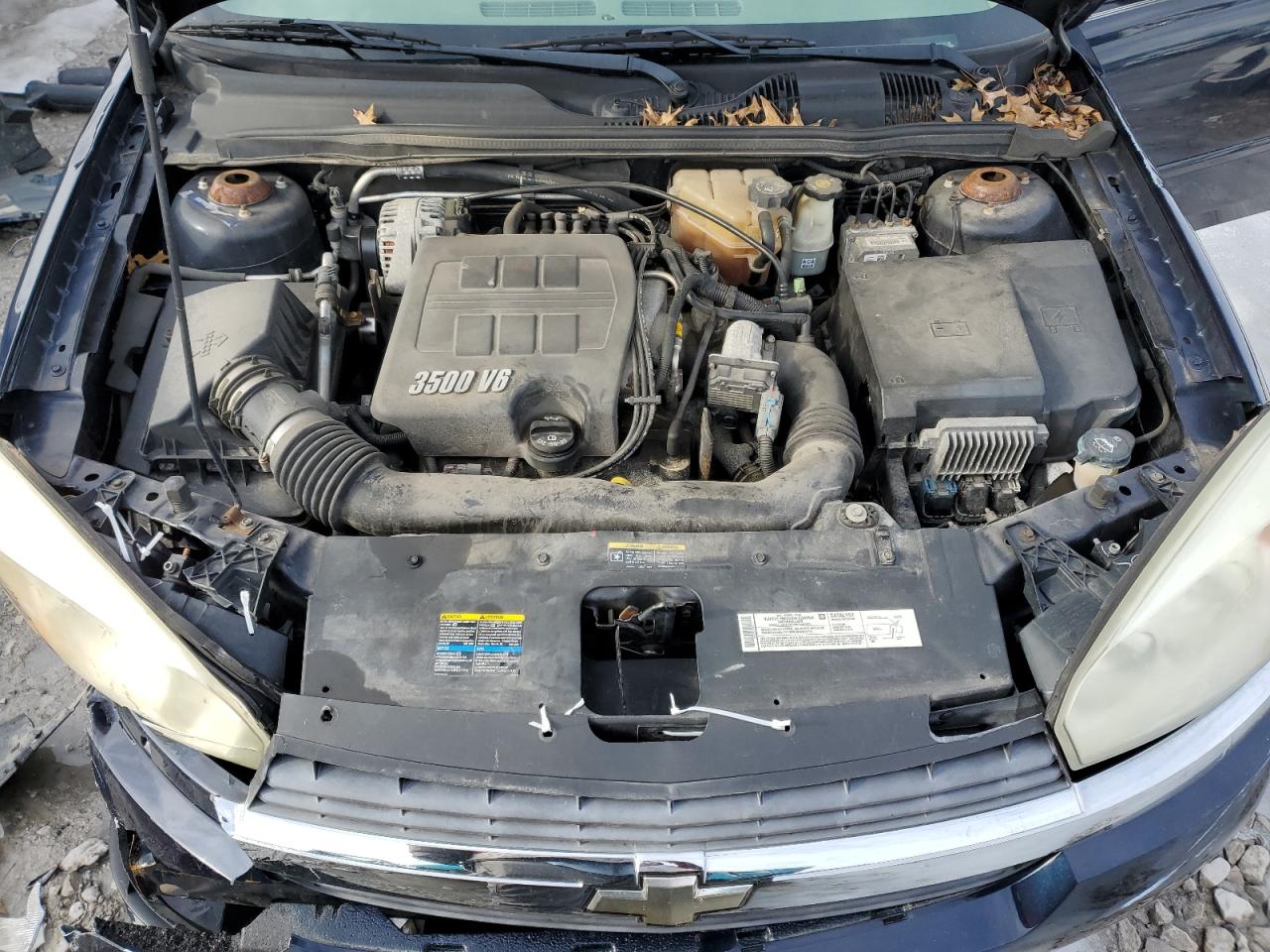 2005 Chevrolet Malibu - Image 11