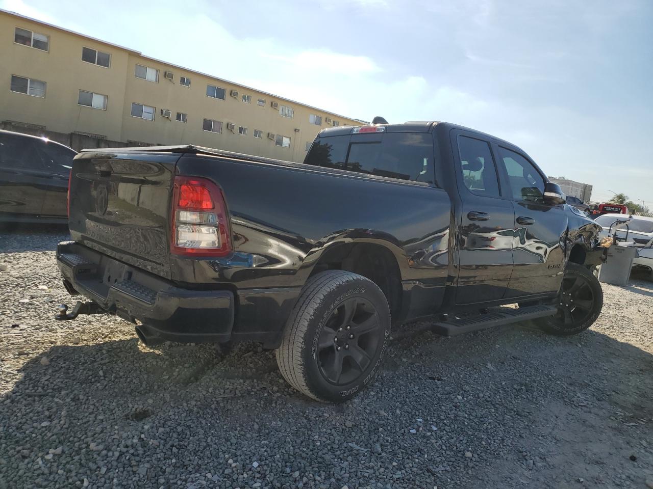 2022 RAM 1500 - Image 3