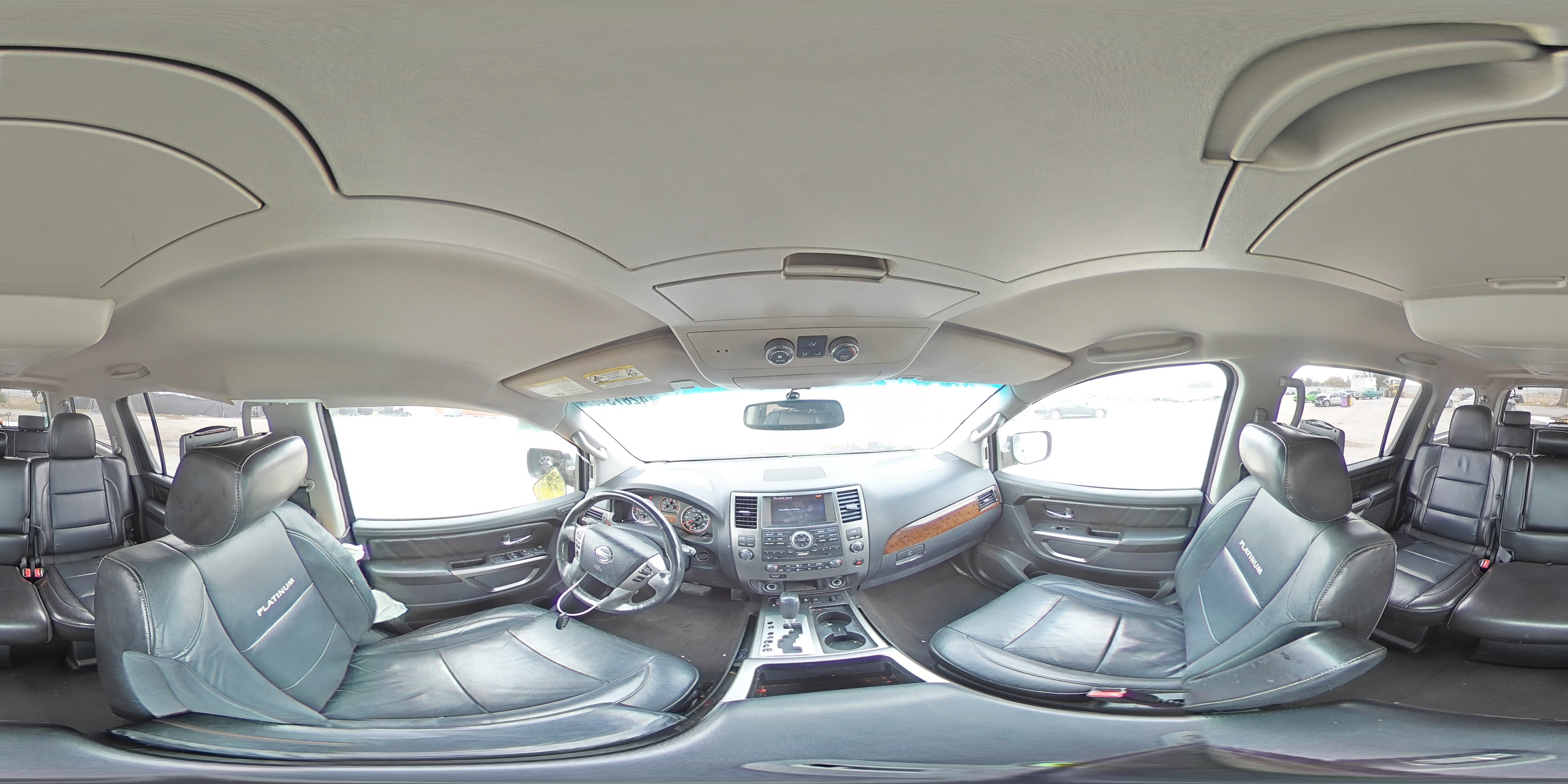 2015 Nissan Armada - Image 14