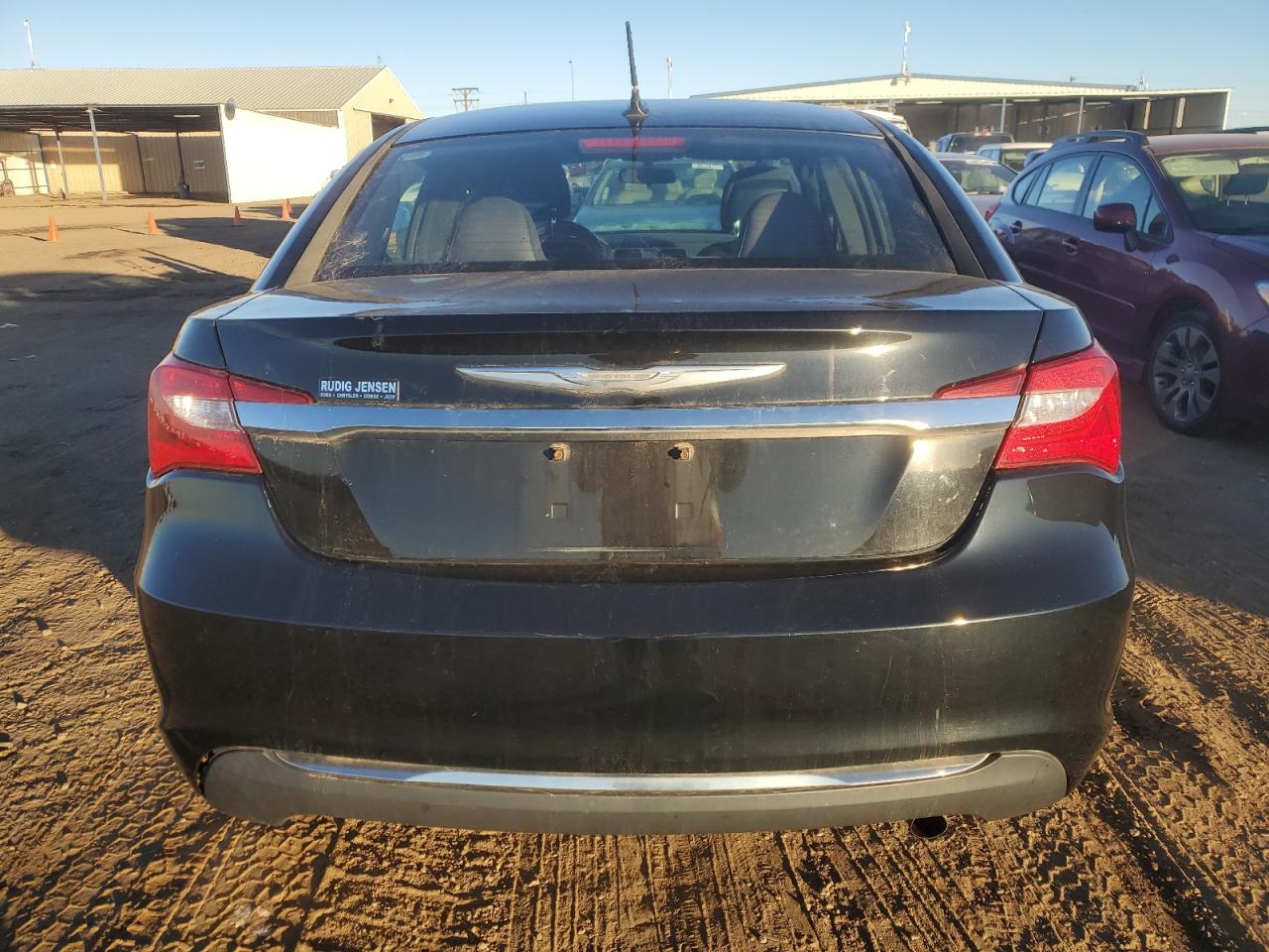 VIN 1C3CCBBB6DN585940 2013 CHRYSLER 200 no.6