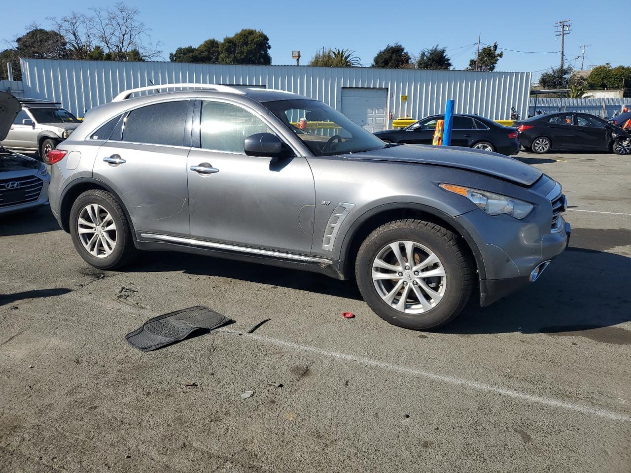 2014 Infiniti QX70 - Image 4
