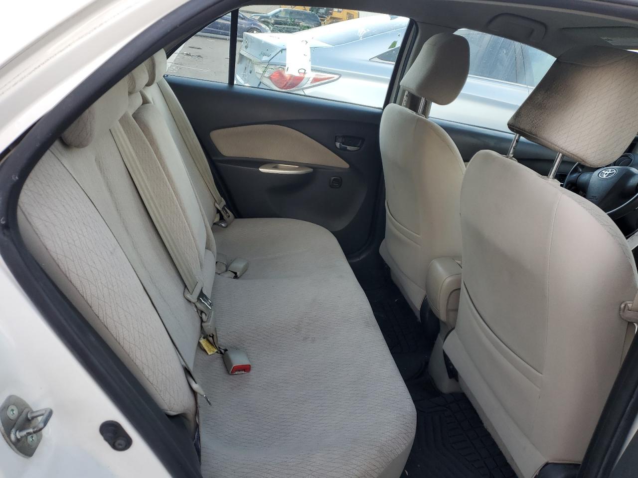 2008 Toyota Yaris VIN: JTDBT923884015040 Lot: 87015164