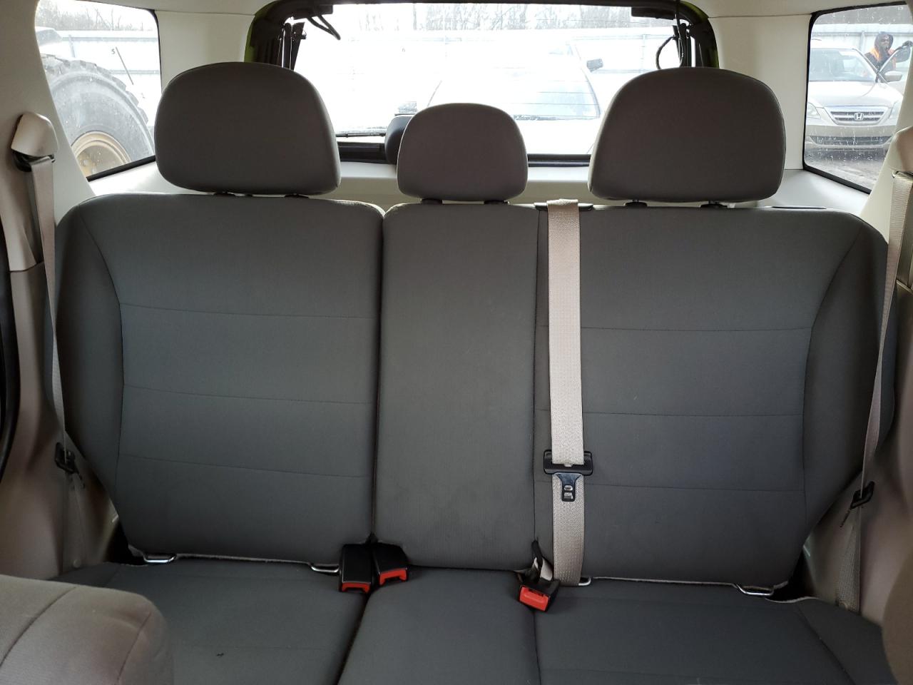 2012 Ford Escape - Image 10