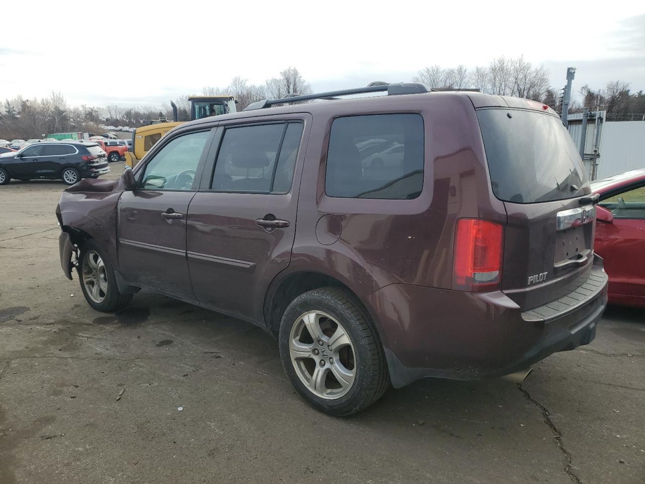 2014 Honda Pilot - Image 2