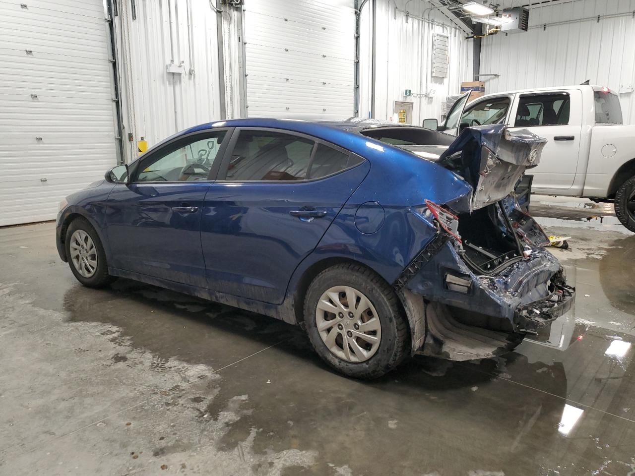 2017 Hyundai Elantra - Image 2